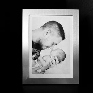 Chrome picture frame 6x8 NWOT